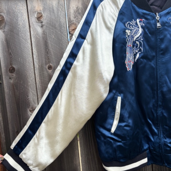 Zara Reversible Peacock Embroidered Satin Bomber Jacket Size Medium - Picture 6 of 13
